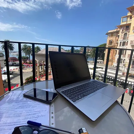 Casa Miki Front Lungomare Apartamento