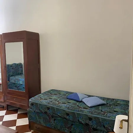 Casa Miki Front Lungomare * Ραπάλο